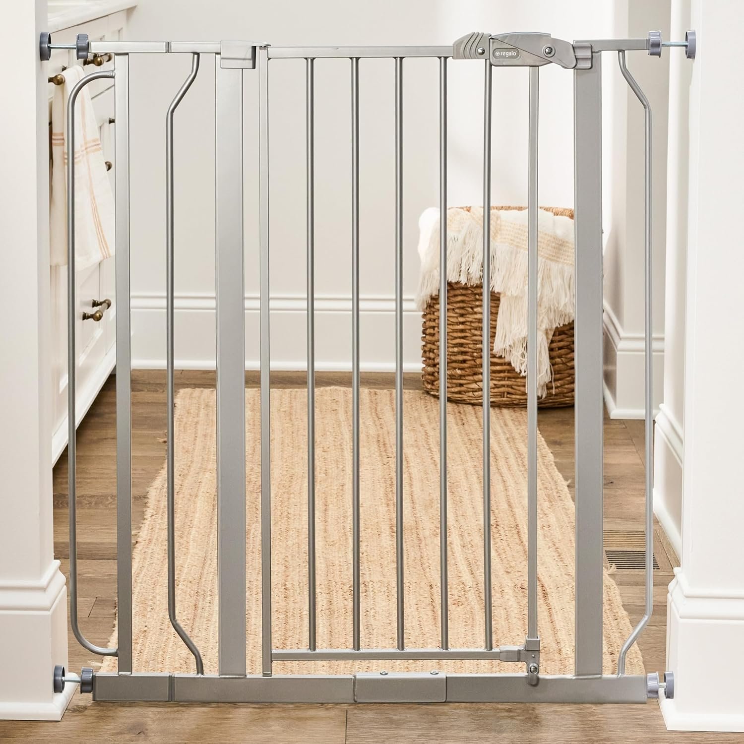 Regalo Safety 36″ Extra Tall Baby Gate, Bottom of Stairs & Doorways