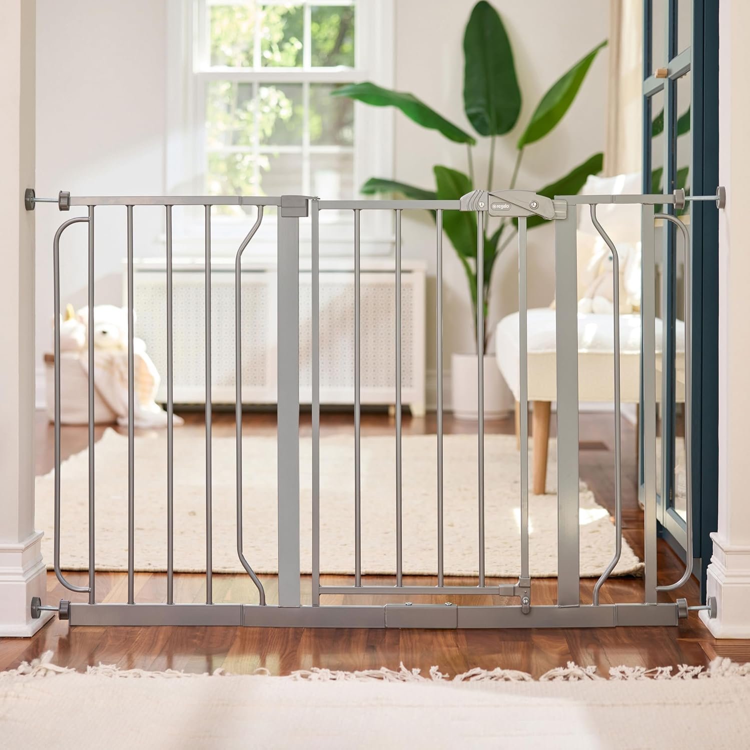 Regalo Safety 29″-49″ Extra Wide Baby Gate, Bottom of Stairs & Doorways