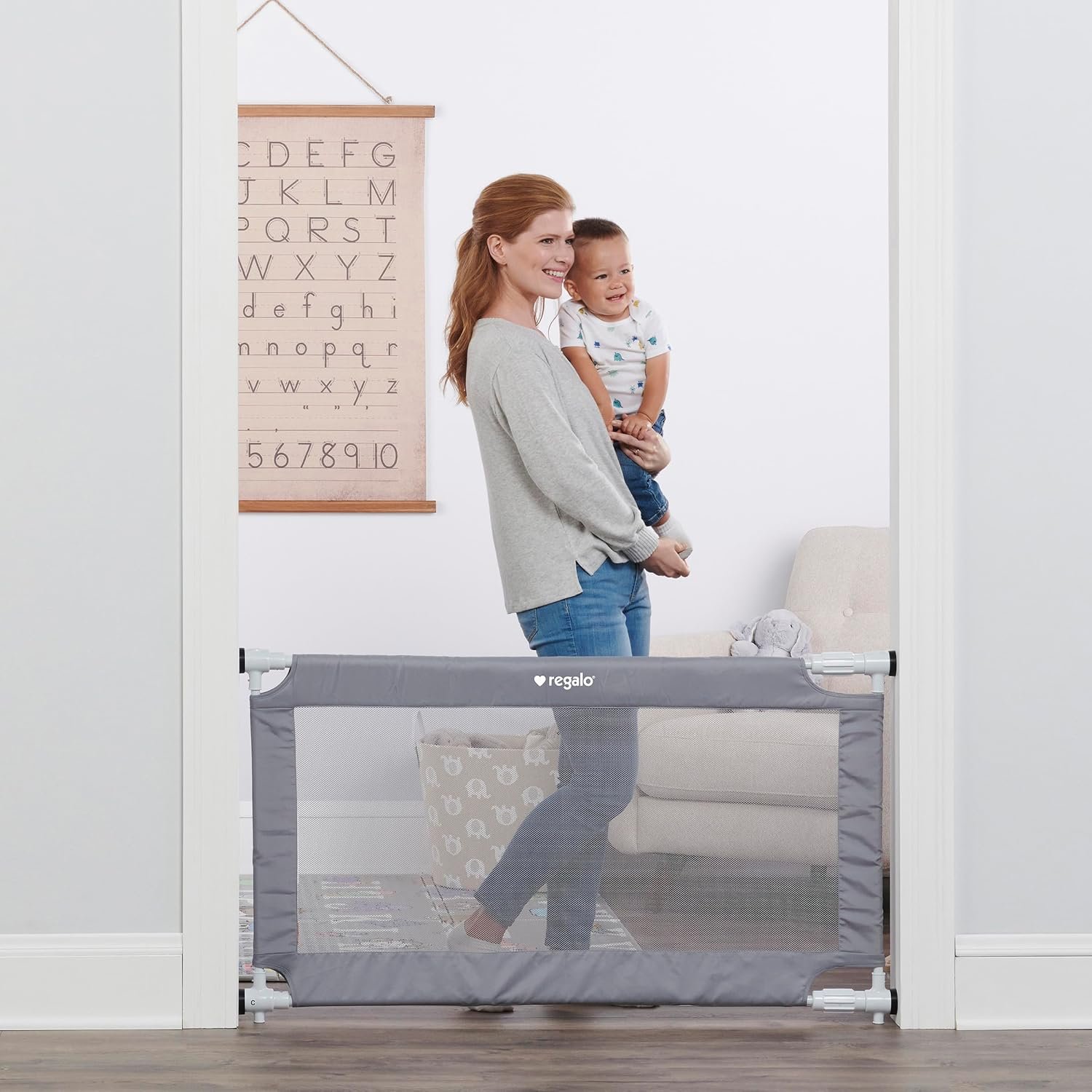Regalo Safety 27.5″-50″ Extra Wide Mesh Baby Gate, Doorways & Dooways